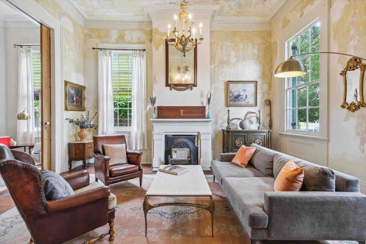 Gorgeous Marigny Retreat gallery image 2