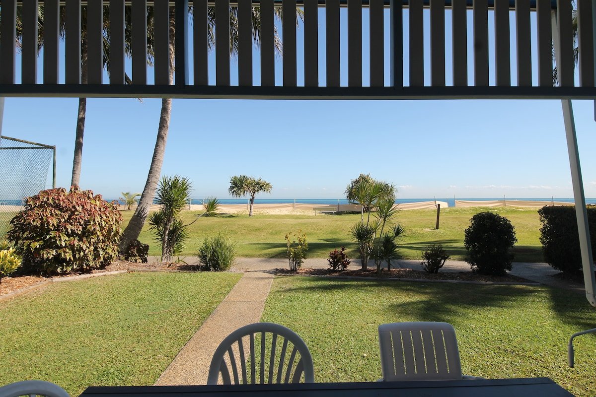 Tangaloooma Beachfront Villa 1 – Air Conditioned gallery image 2