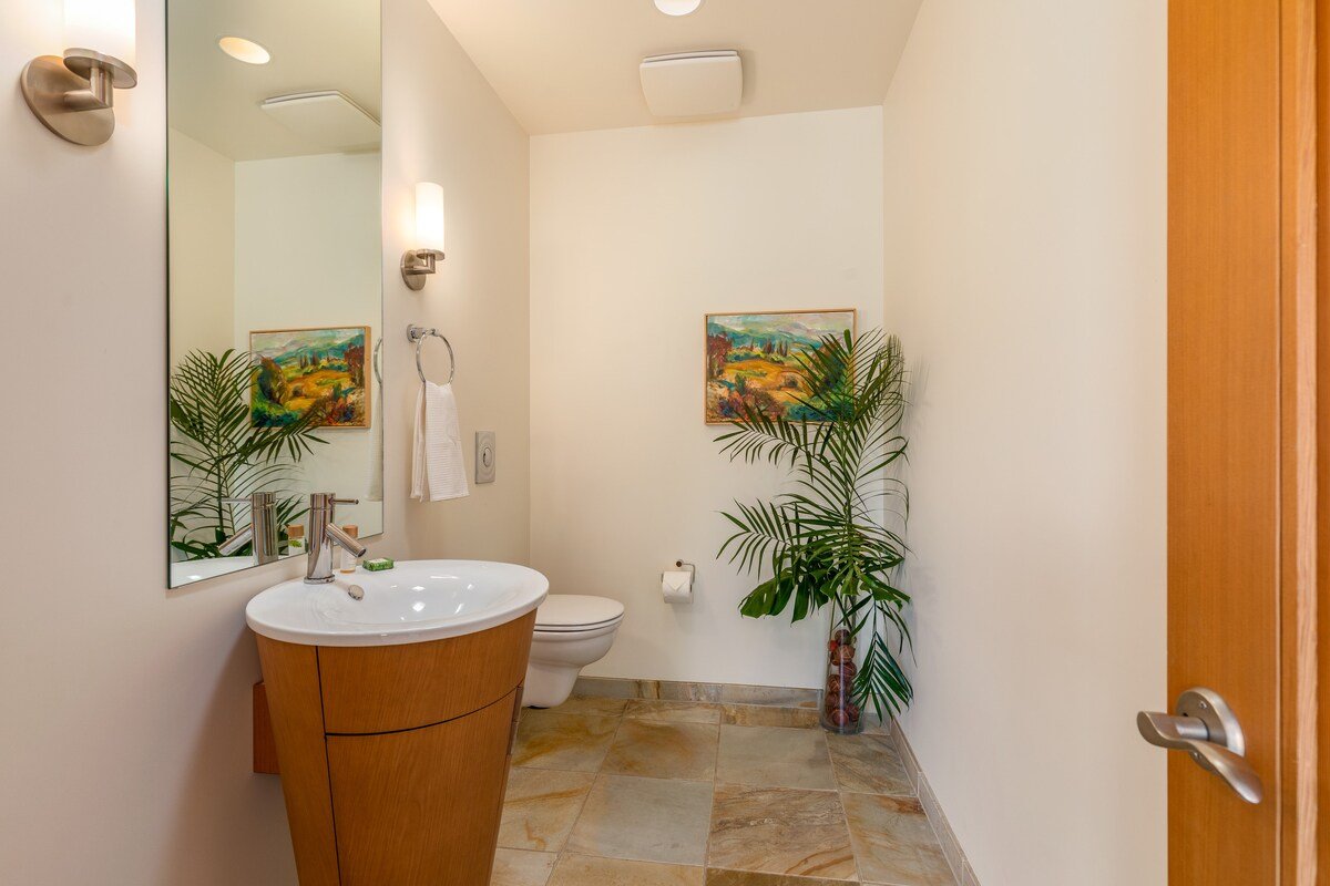 Mauna Kea Resort Bluffs 22-The Beach House Luxury gallery image 4