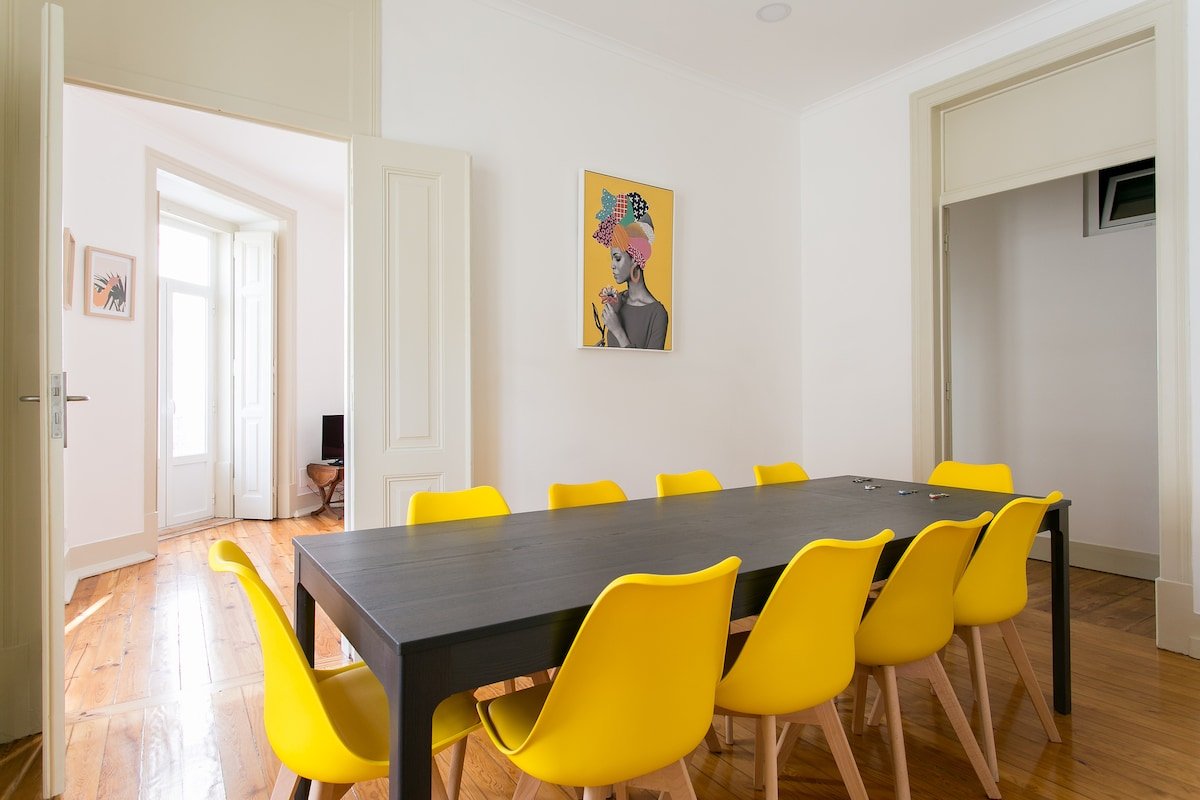 NEW! Lisbon Comfy Apartment V gallery image 4