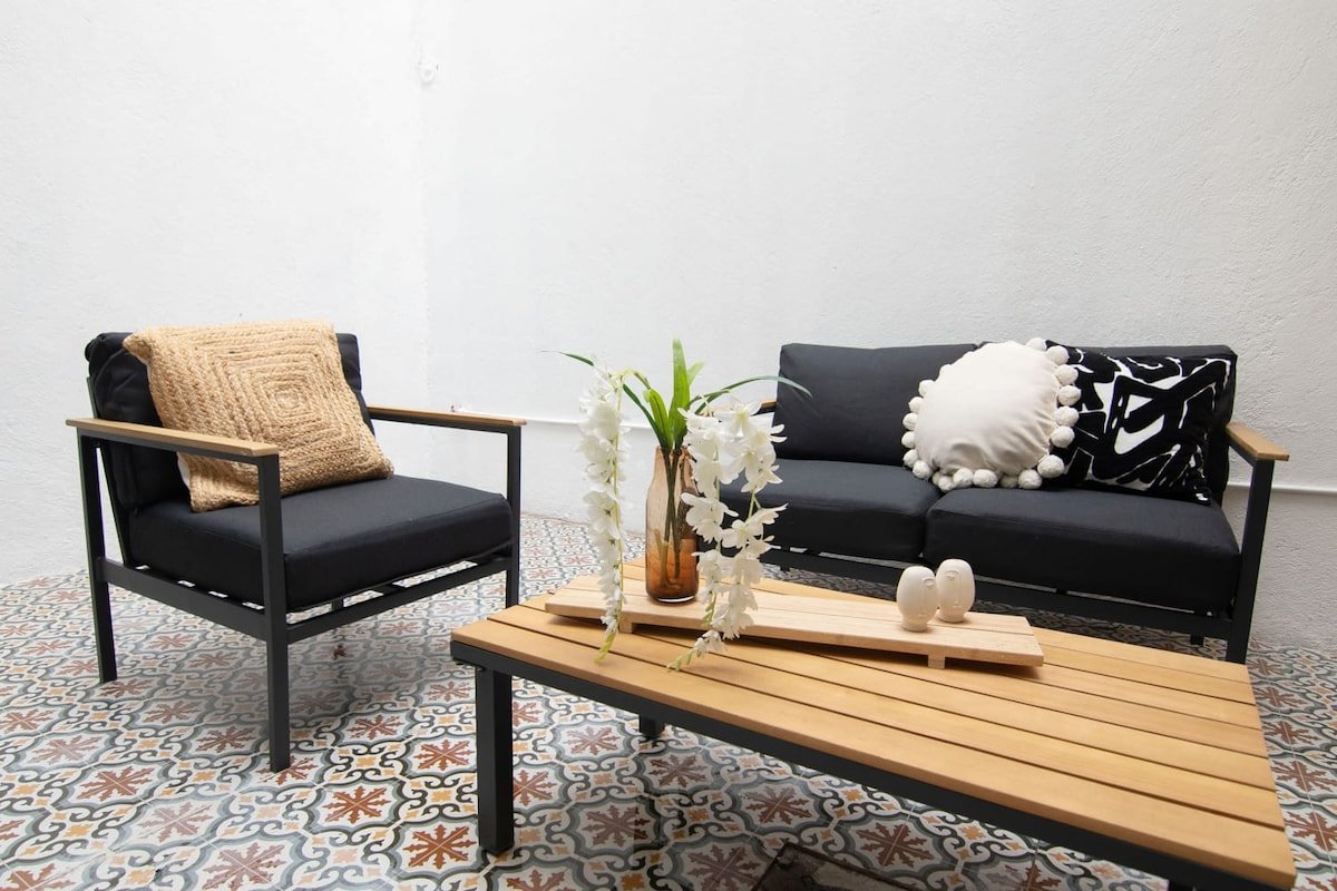 Stunning 2-Story Roma Norte Home, Private Patio gallery image 4