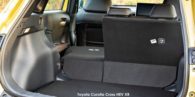 TOYOTA COROLLA CROSS 1.8 GR-S HYBRID - 22 
