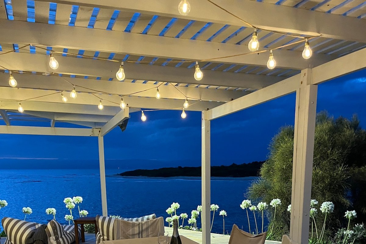 Seaside Sanctuary gallery image 4