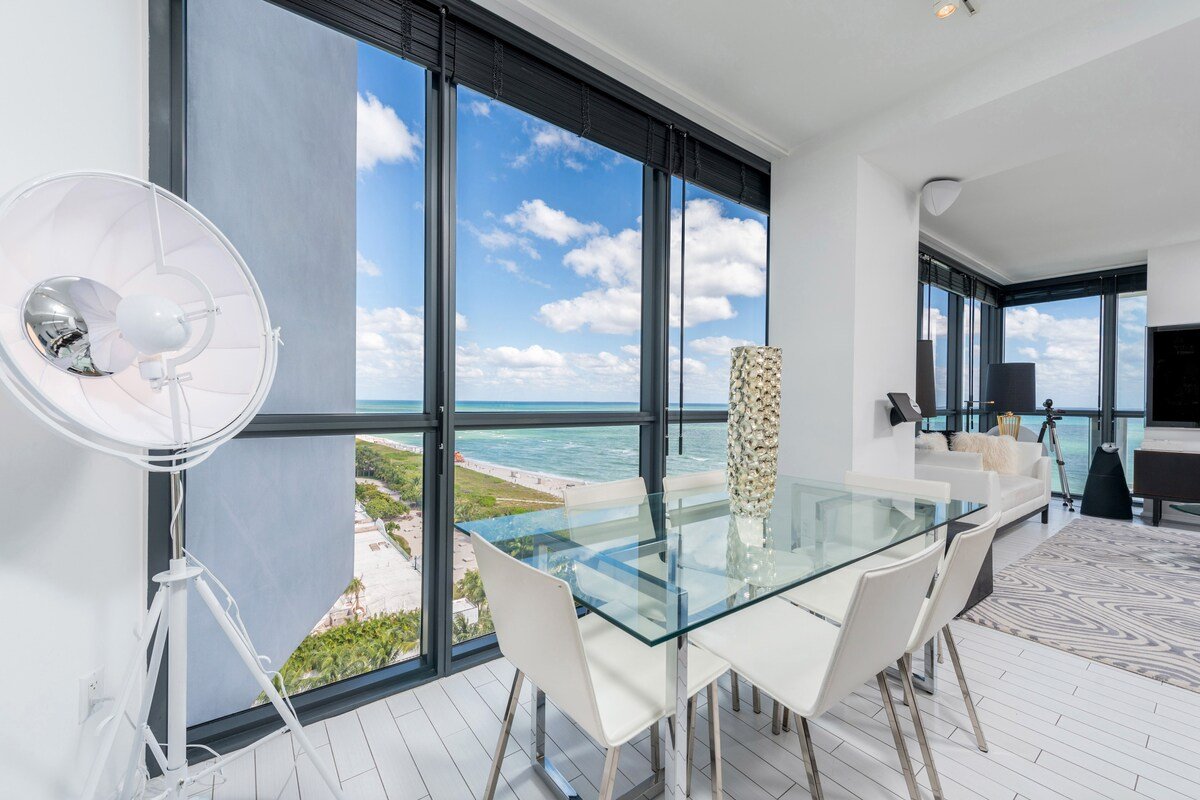 Stunning Oceanfront Private Condo at W Hotel-1229 gallery image 4