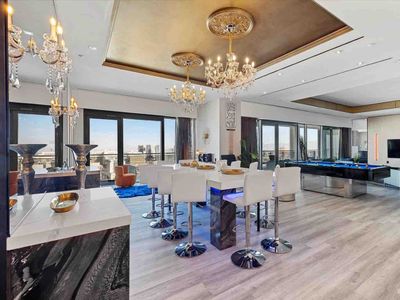 Ultimate Luxury 4,000 sq ft Penthouse Palms Place