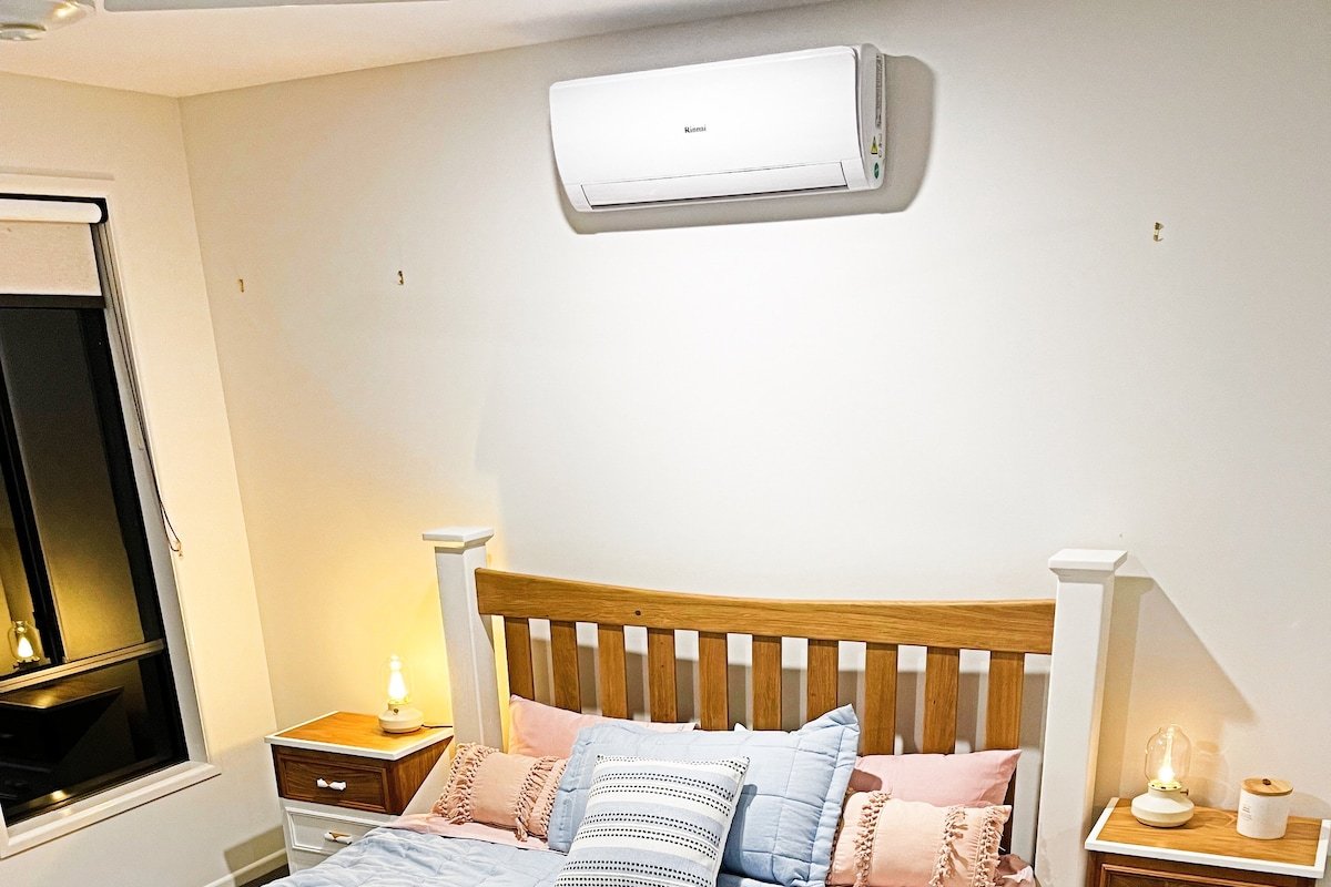 BohemianByron – 5br + pool + firepit (pets OK) gallery image 5