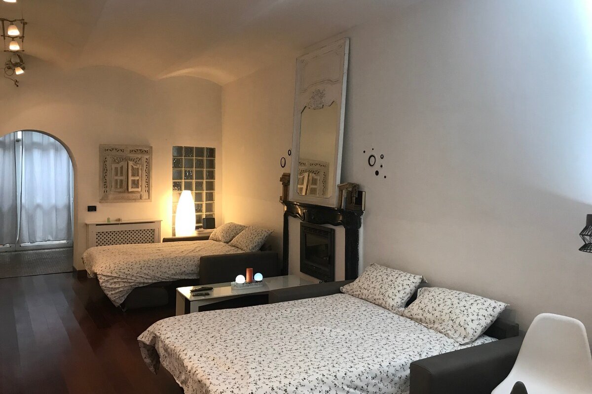 Montestella – Casa Indipendente, Milan gallery image 5