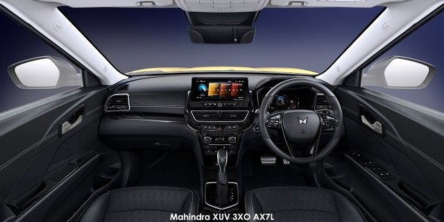 MAHINDRA XUV3XO 1.2T AX7L A/T - 17 