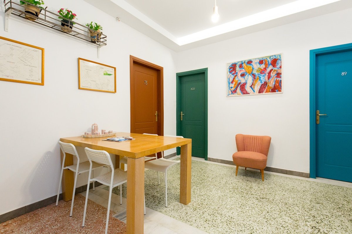 Artistic rooms near Acropolis, with prvt. baths gallery image 4