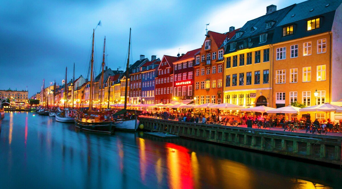 Luxury stay on Nyhavn ! Best location possible! gallery image 5