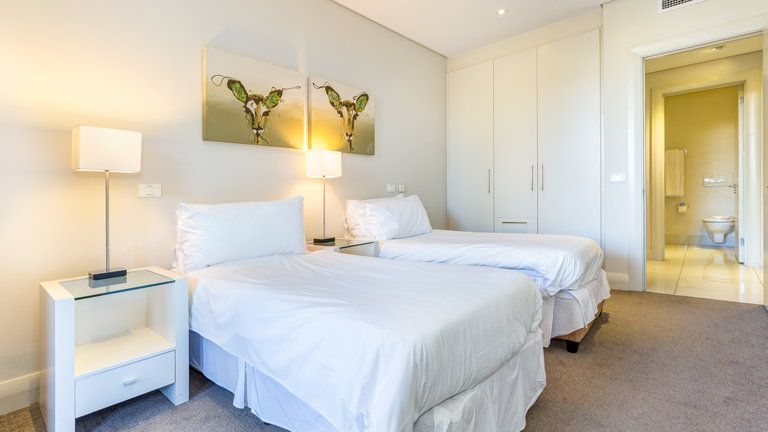 Lawhill Luxury Apartments 2 Bedroom Superior with Pool