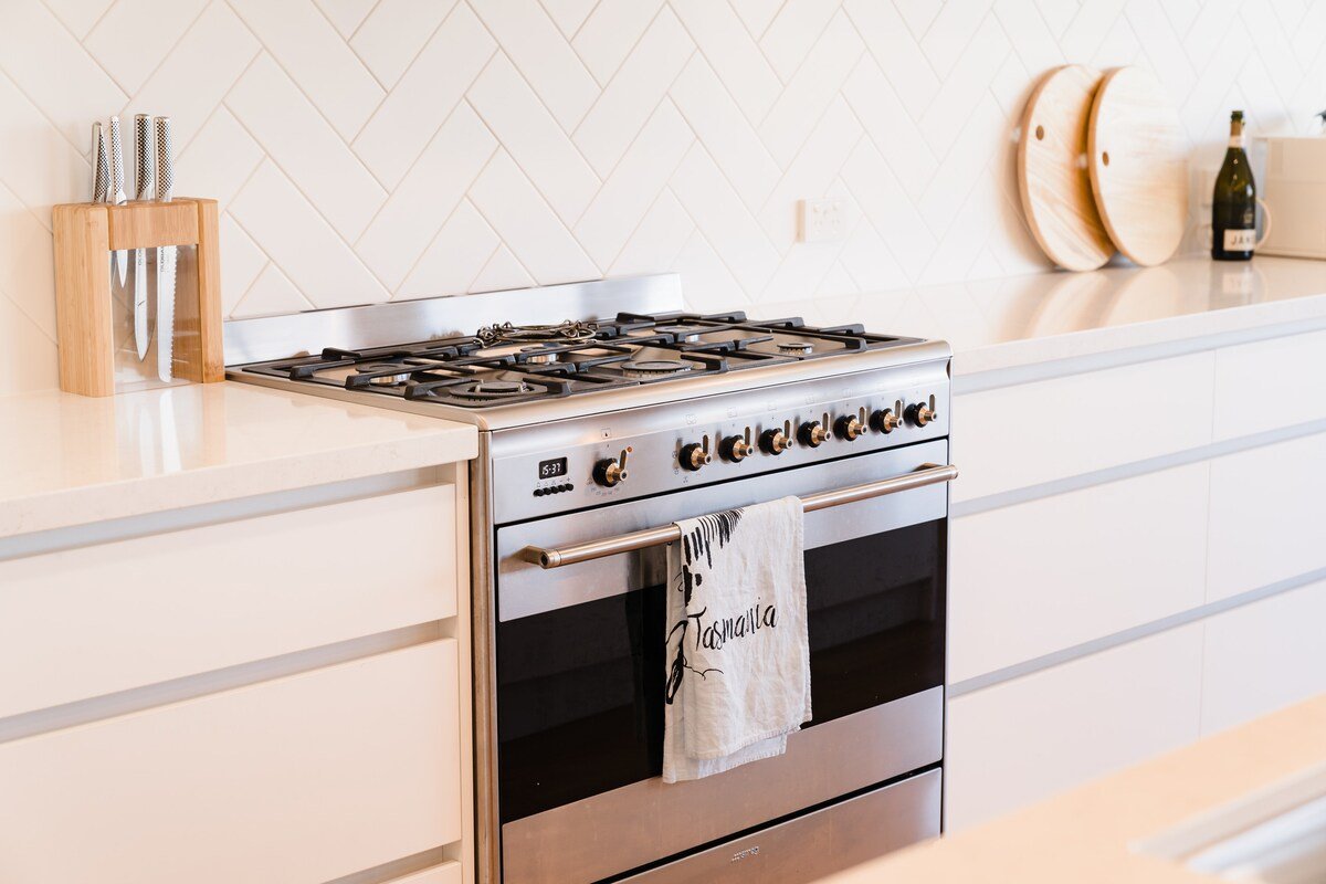 Beach House on Westwood gallery image 4