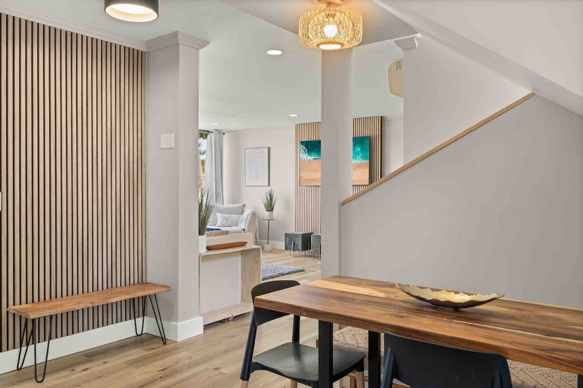 Luxe Turtle Bay Condo | Walk-Out Golf & Hot Tub gallery image 2