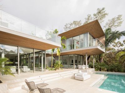 Playa Guiones Family Luxury