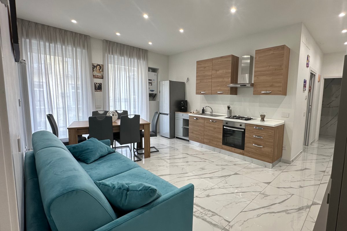 Spazioso appartamento lungomare Napoli