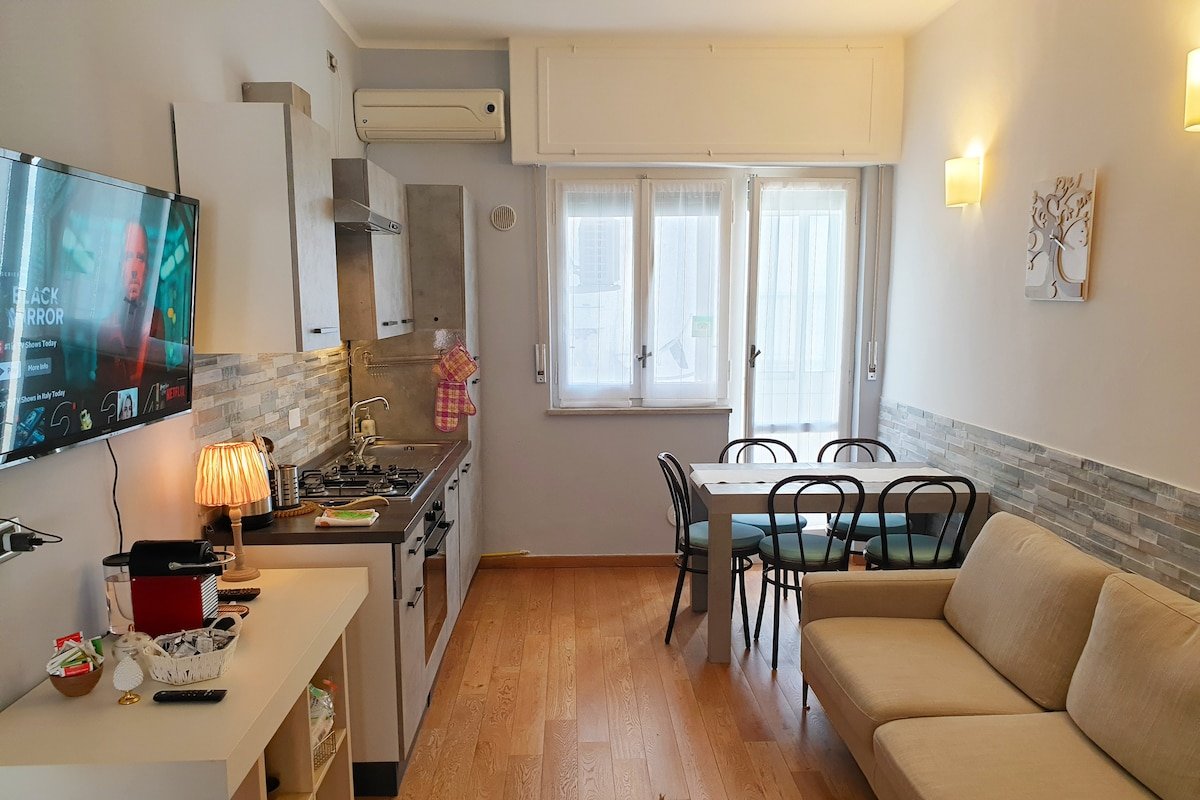 3Bdrm/3Baths BariBello Apartment gallery image 3