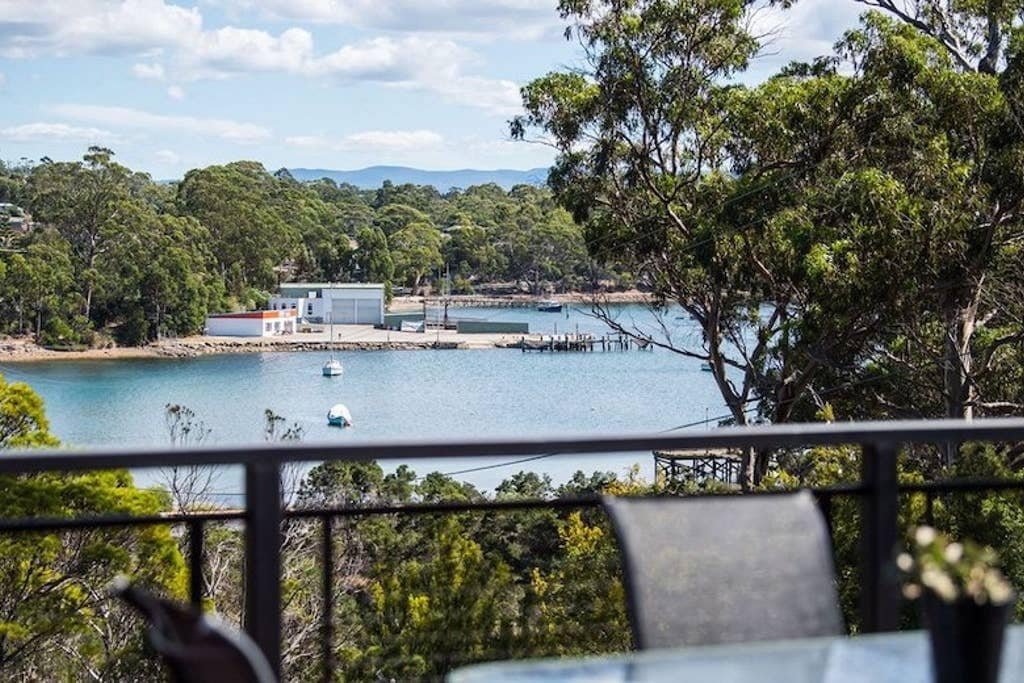 Cove View Retreat St.Helens gallery image 2