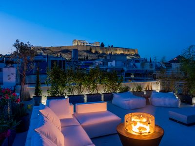 Acropolis Roof Garden Oasis