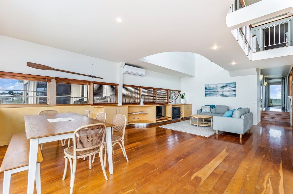 Nautica – Elevated Views of East Beach gallery image 5