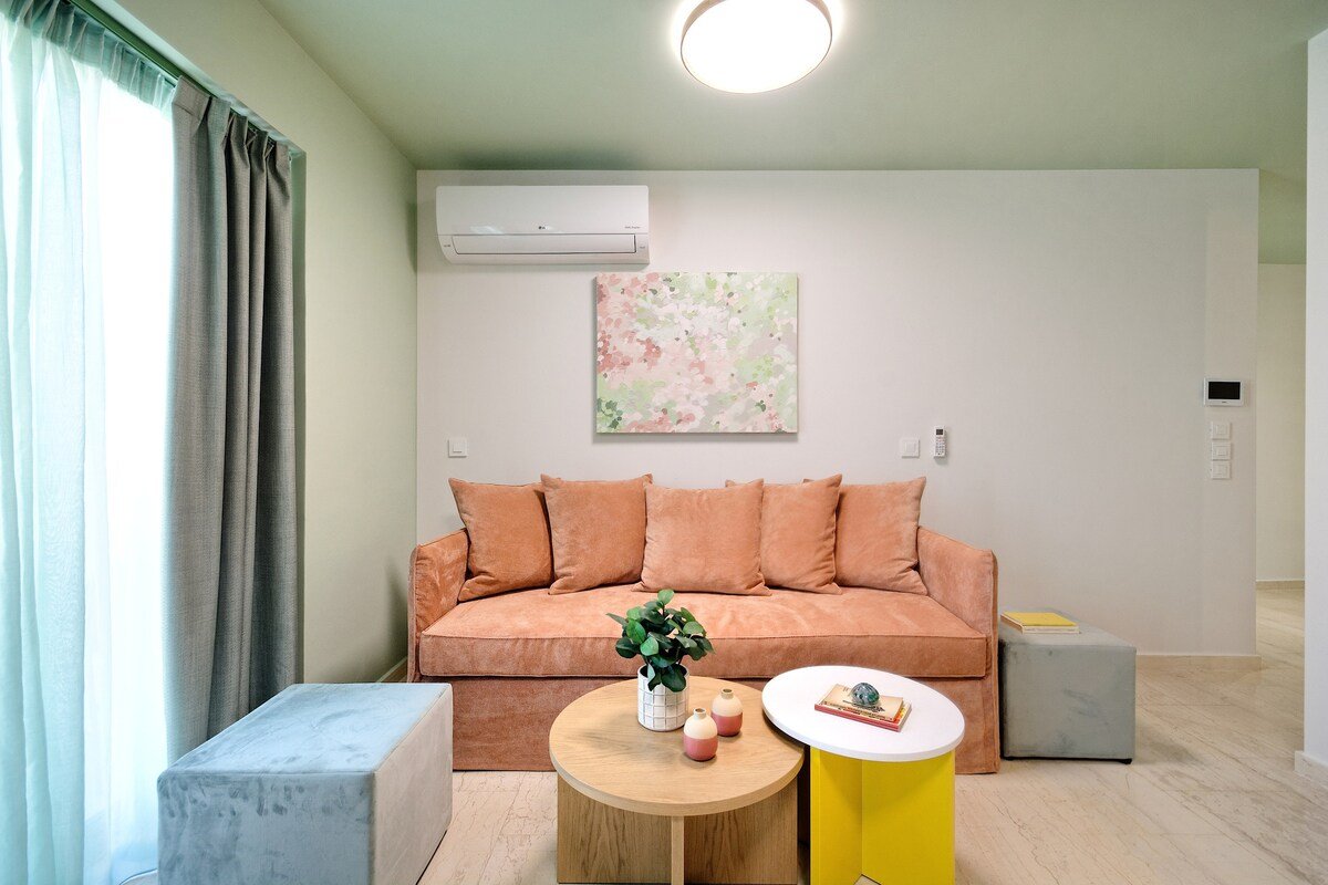 The Ark Athens – Classy Penthouse W/ Rooftop + Gym gallery image 2