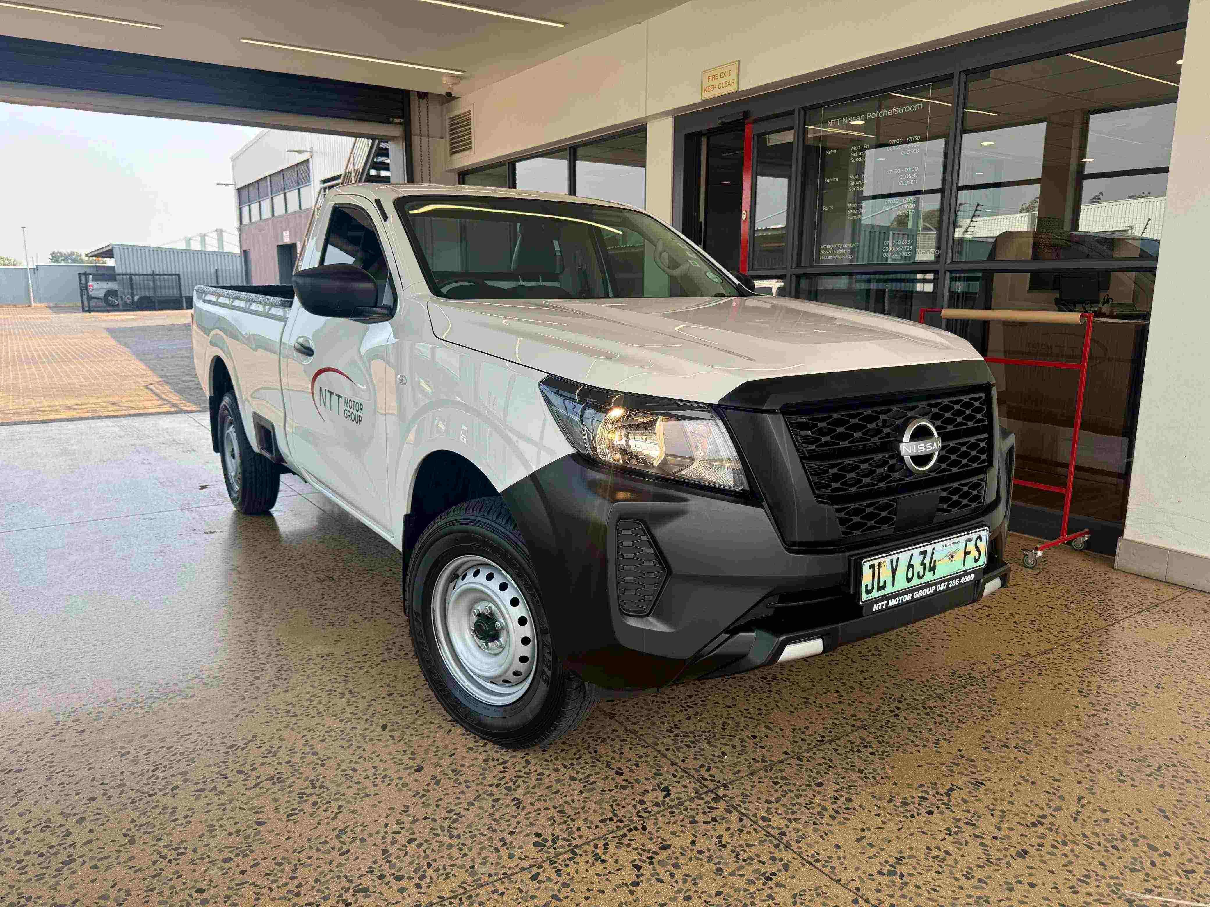 NISSAN NAVARA 2.5DDTI XE  for Sale in South Africa