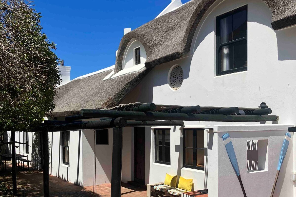 Family Beachhouse Noordhoek Cape Town gallery image 3