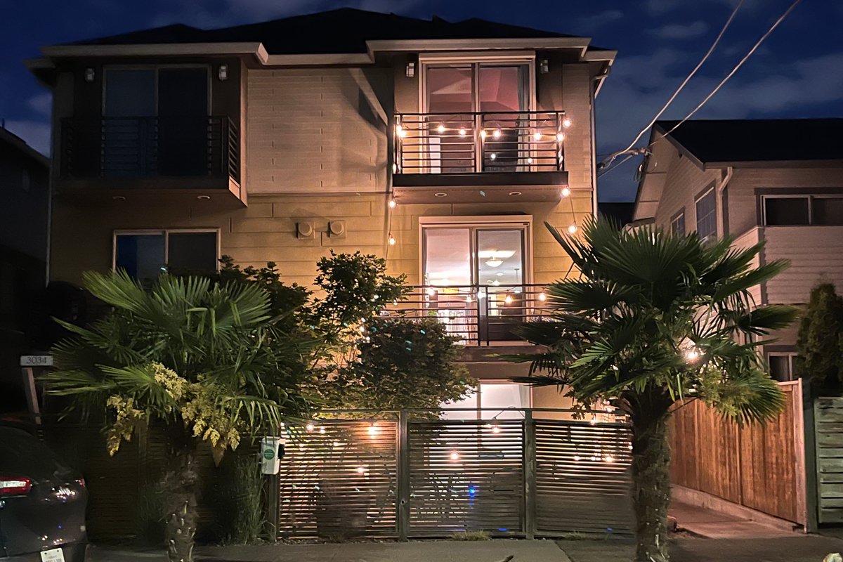 3 Bedroom with Hot Tub 1 min from Alki Beach