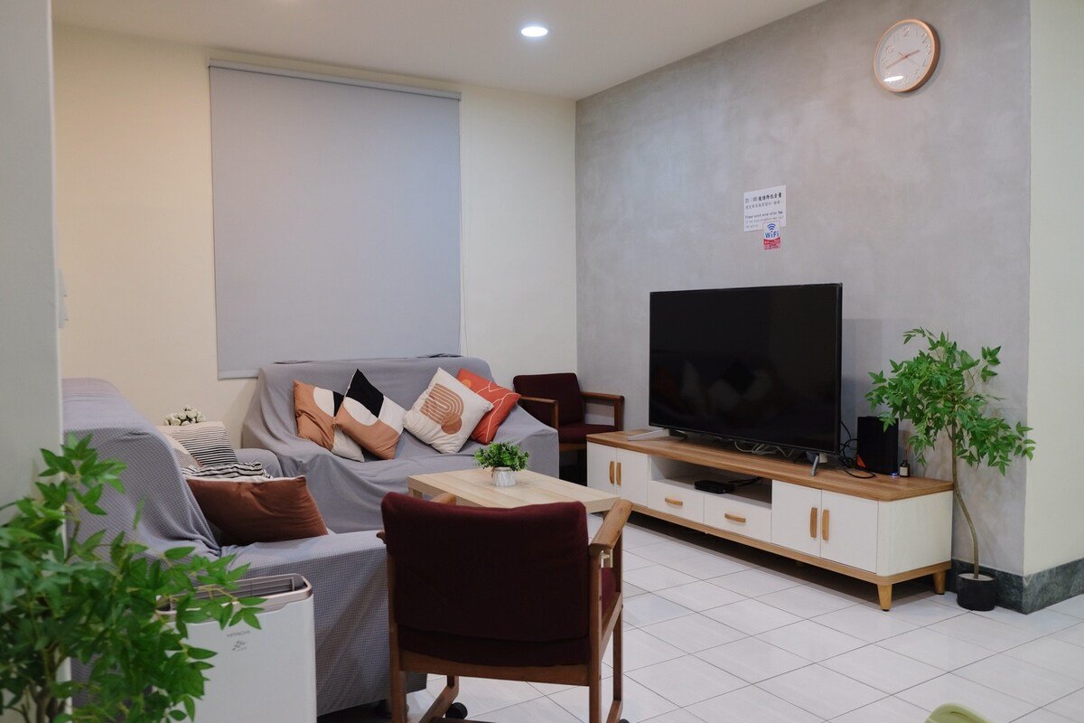 「東門站」「大安區」《永康街》新開幕~庭院住家、鼎泰豐、無老鍋、大安森林公園，步行地鐵3分鐘！ gallery image 5