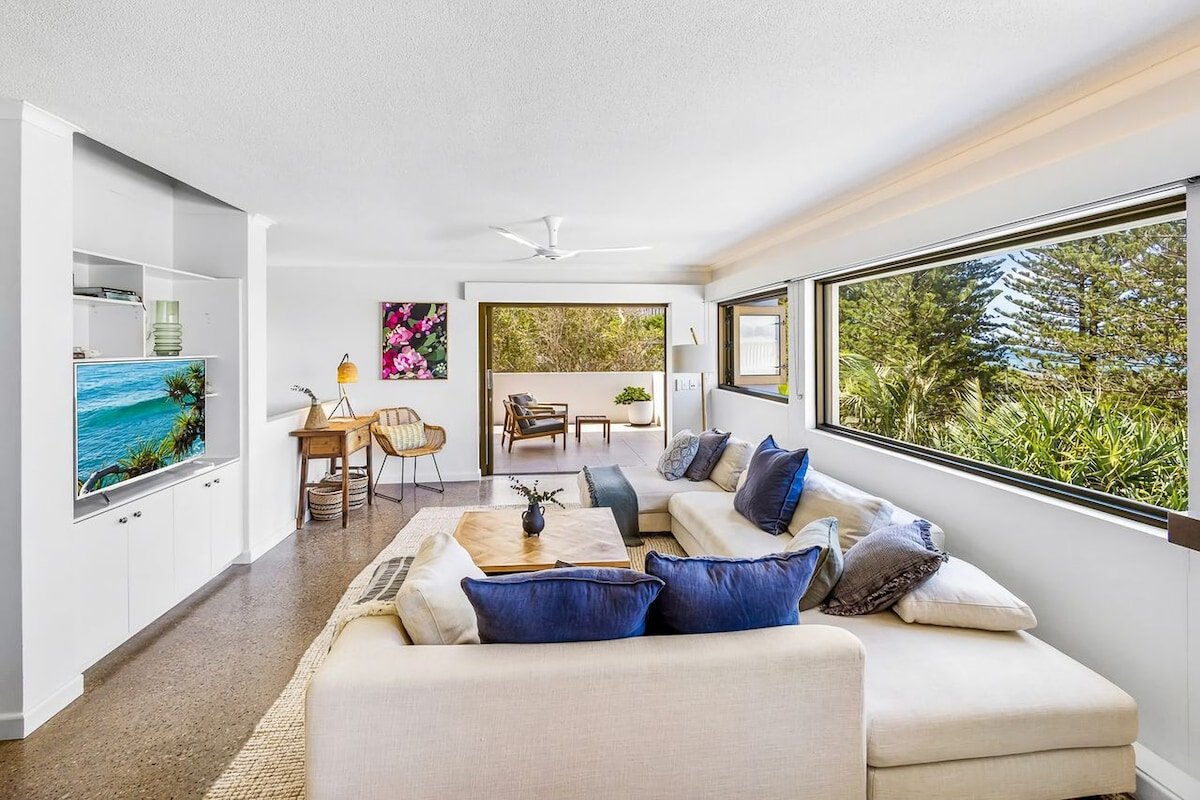 Salt~Luxury~Location gallery image 4