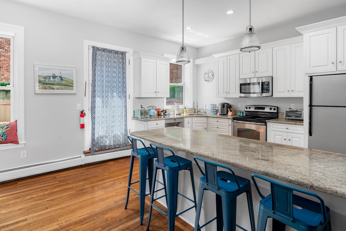 Brownstone Townhouse in Fenway gallery image 5