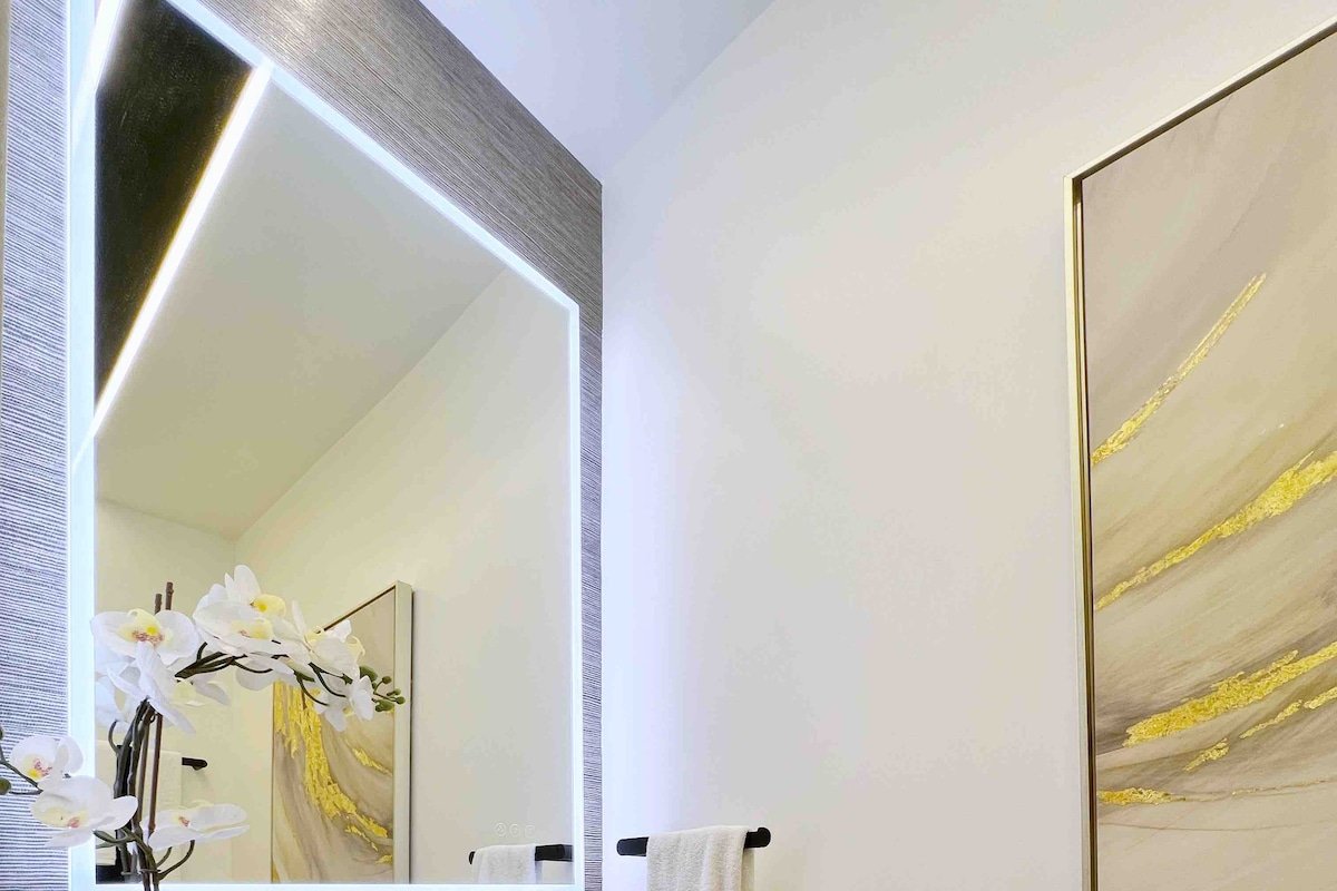 Penthouse condo 2BR/2.5BA w/ Rooftop & Parking gallery image 5