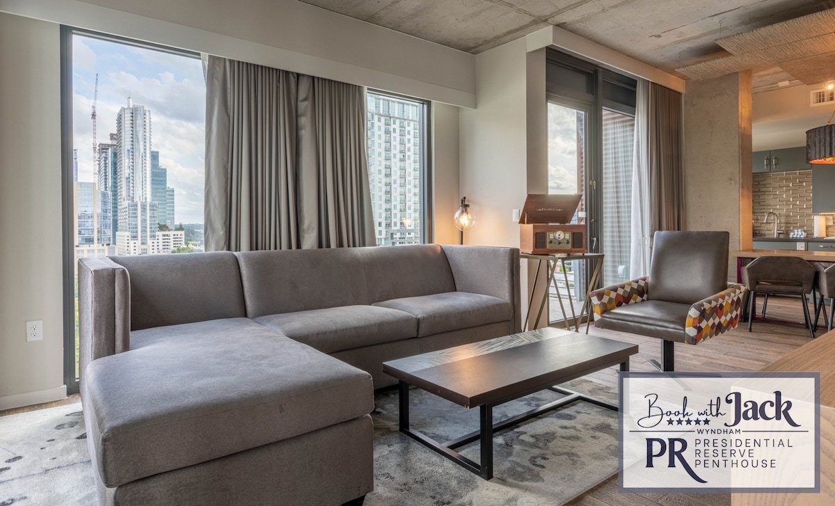 Awesome Austin Views 2 bdrm Presidential Penthouse gallery image 3