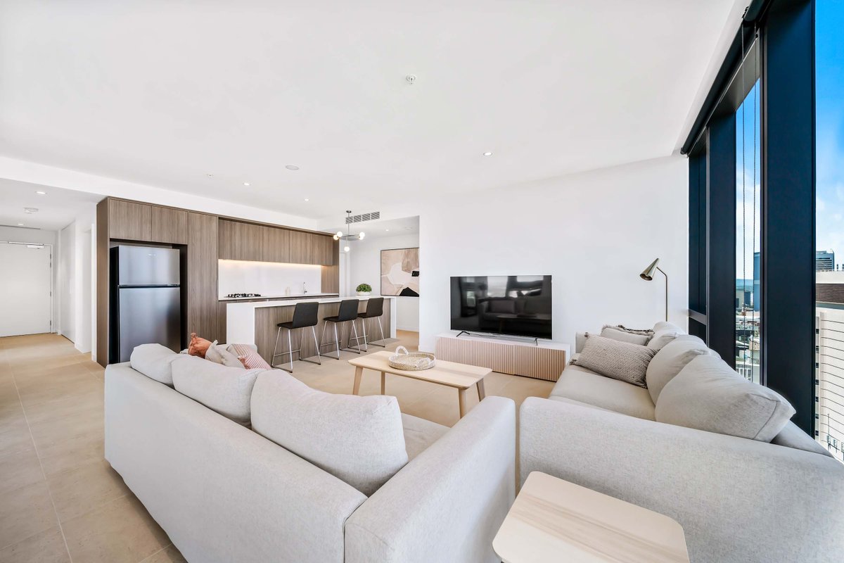 Perth CBD Gem – Spacious & Modern 3BR Apartment