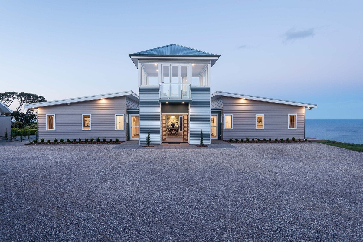 Table House Farm -Luxury villa, secluded beach gallery image 3