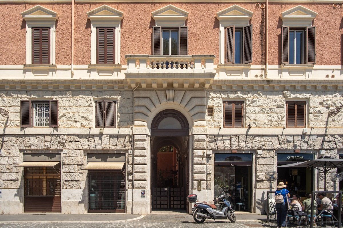 Magia at Colosseum gallery image 4