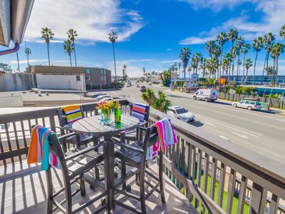 OB Loungin Large – Family Stays with ocean views.