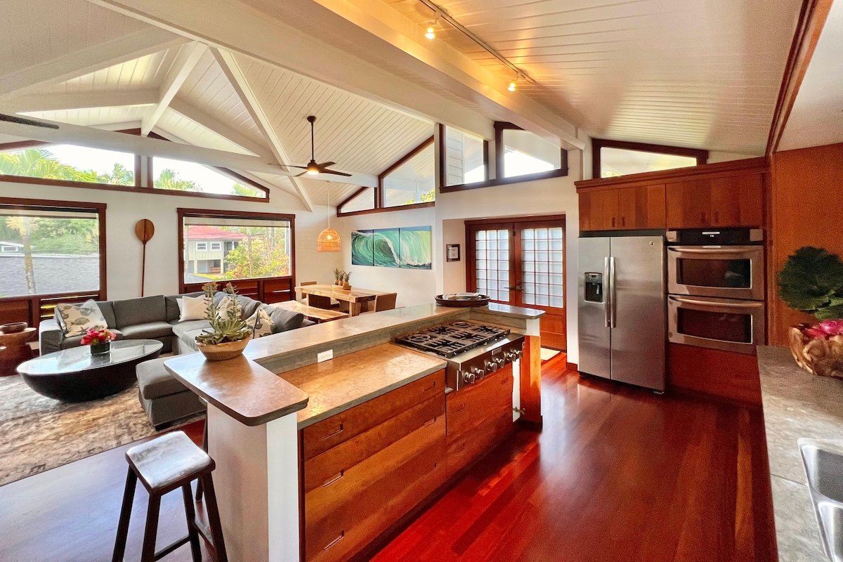 Short Walk to Beach Hanalei Bay gallery image 3