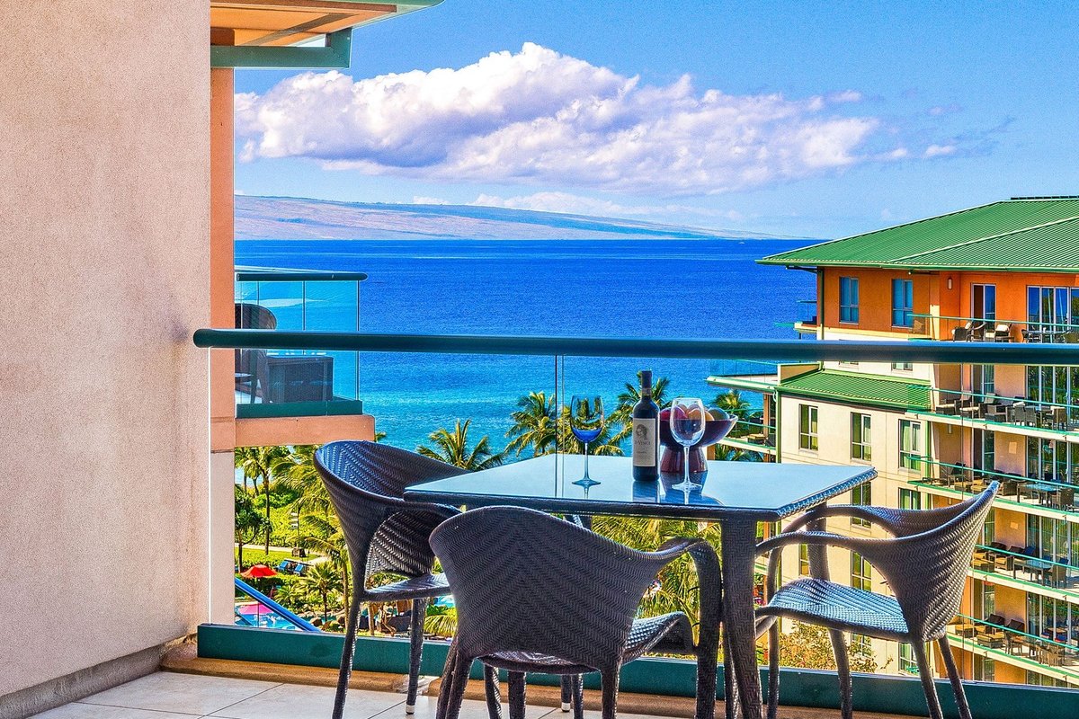 Maui Resort Rentals: Honua Kai Konea 815/8