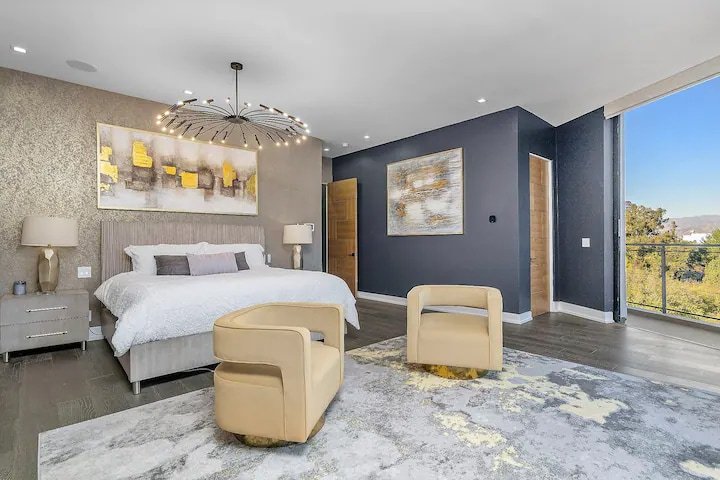 Hillside Estate: Pool & Jacuzzi gallery image 5