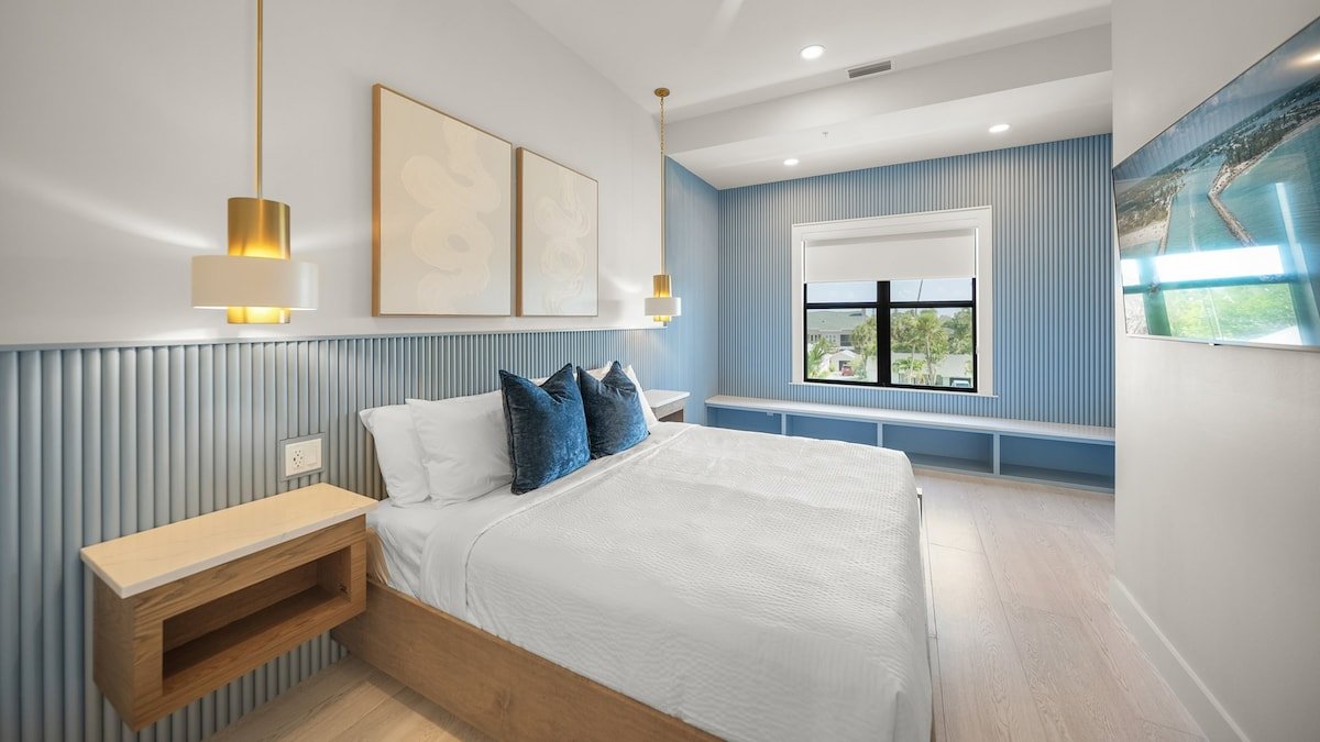 New-Luxury Resort Pool w/ Slide&Spa-Rooftop Views gallery image 4