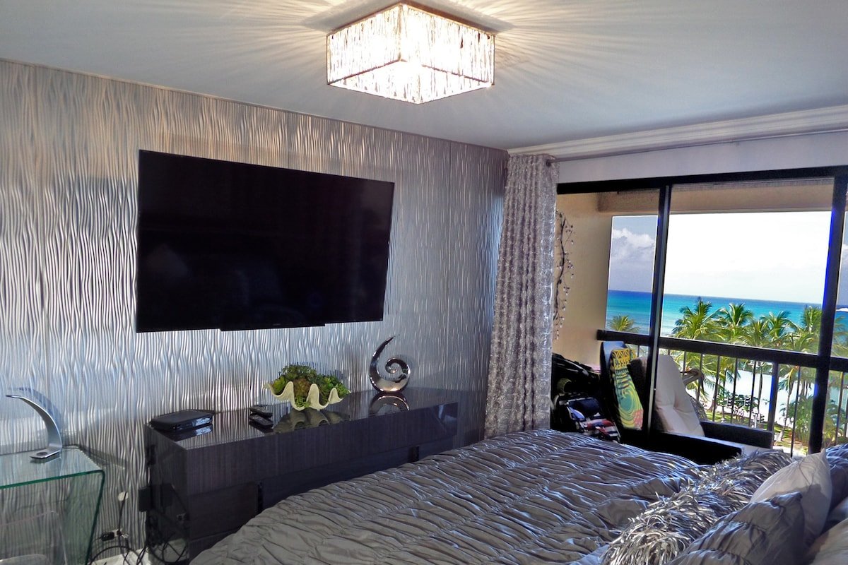 New Reno!! Direct Oceanfront @ Waikiki Beach Tower gallery image 5