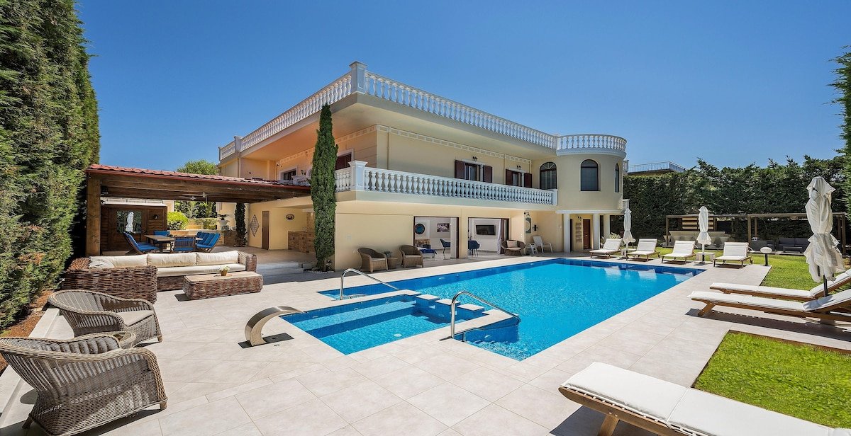 Villa Akropolis Palace gallery image 2