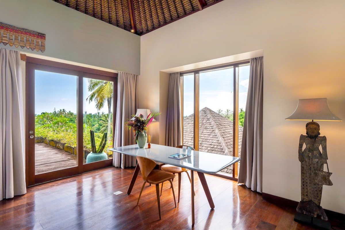 Hideaway 5BR Oasis by Yeh Leh Beach for Tennis Fan gallery image 3