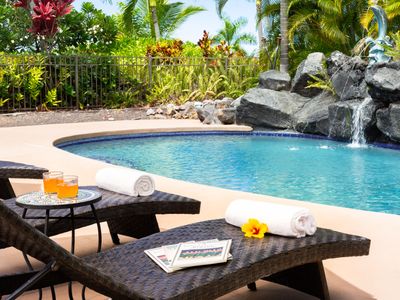 Tropical oasis: Heated pool, hot tub & ocean views