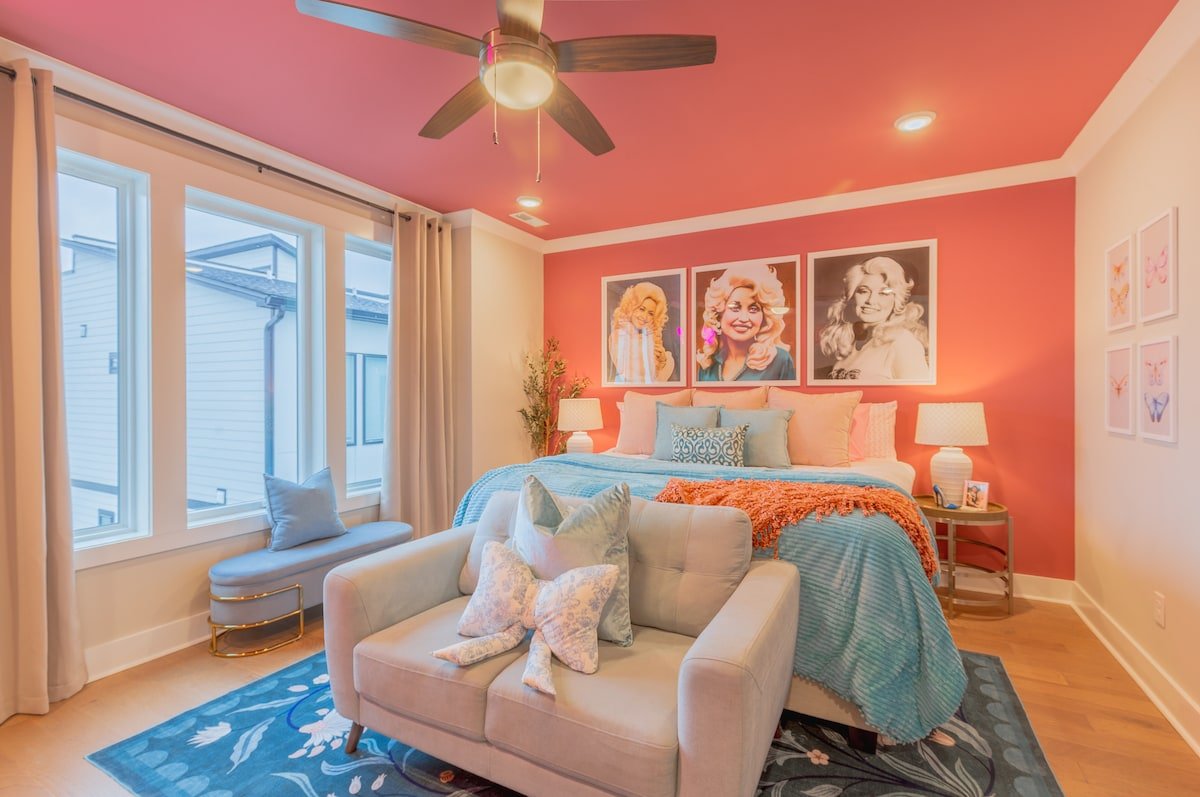 Dolly’s Pink Palace: Rooftop Deck gallery image 5