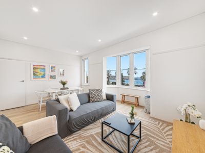 Hazel U5, Beach Front 2 Bedrooms and amazing views