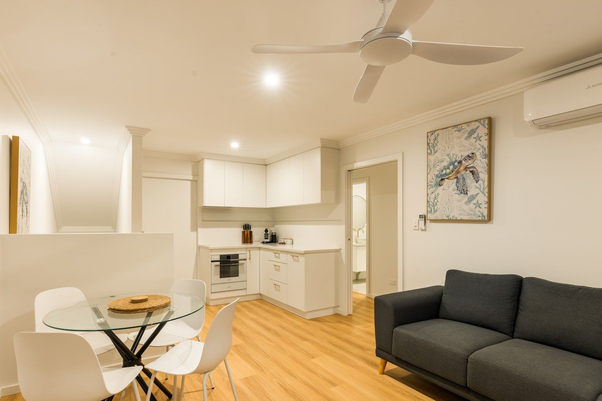 Exmouth Apartment 2×2 on the canal gallery image 4