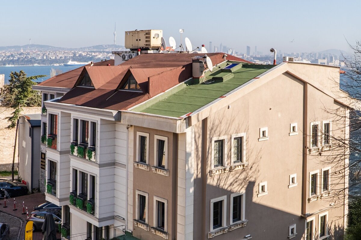 Old Town Central Boutique Hotel -Garden & Sea View gallery image 3