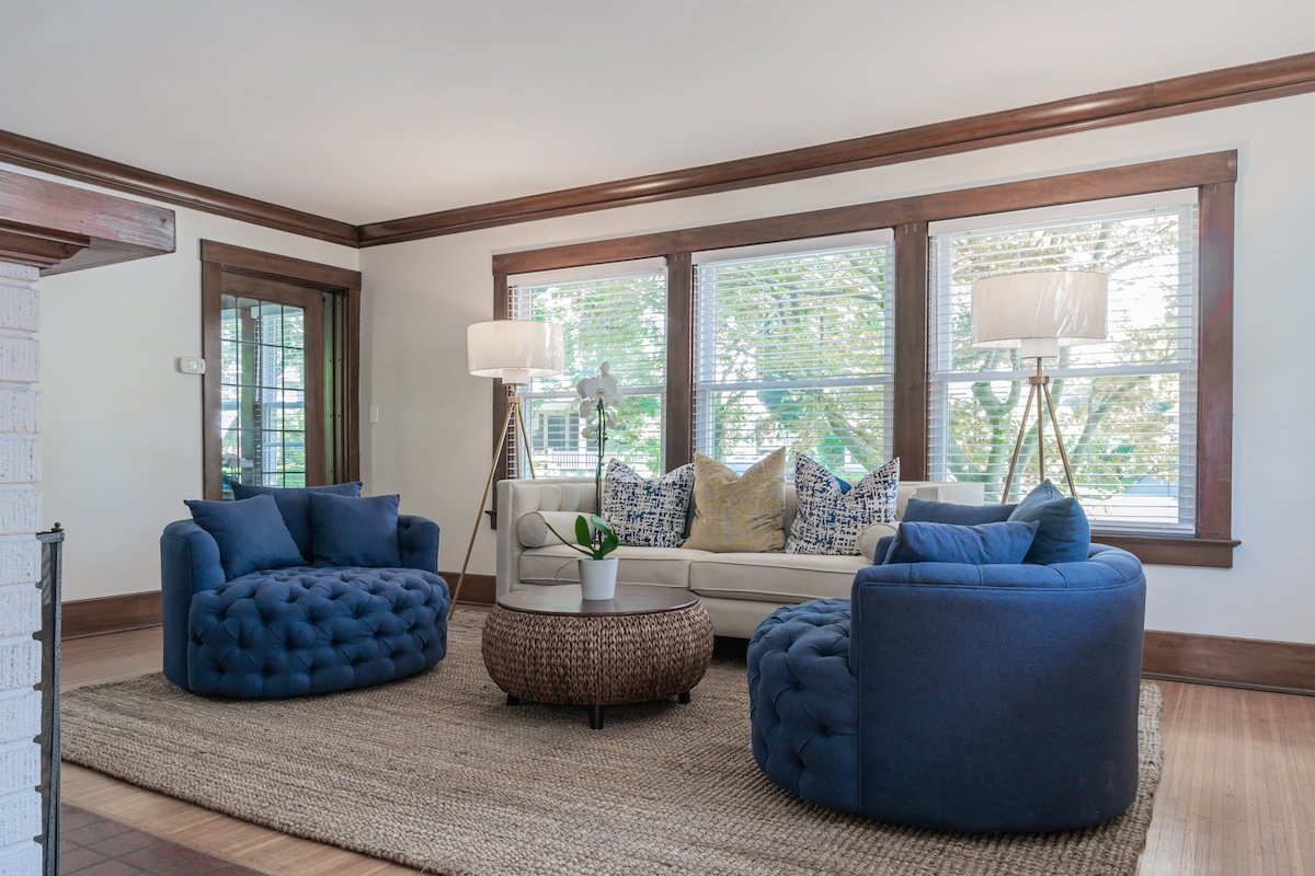 Cozy home near Highland Park; Close to UofR & RIT gallery image 4