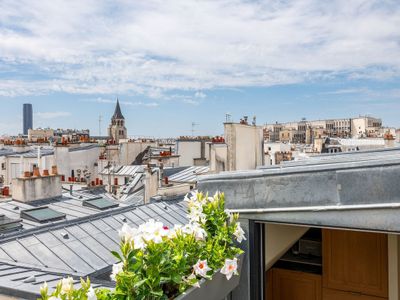 Par014 – Exceptional Penthouse in Saint-Germain
